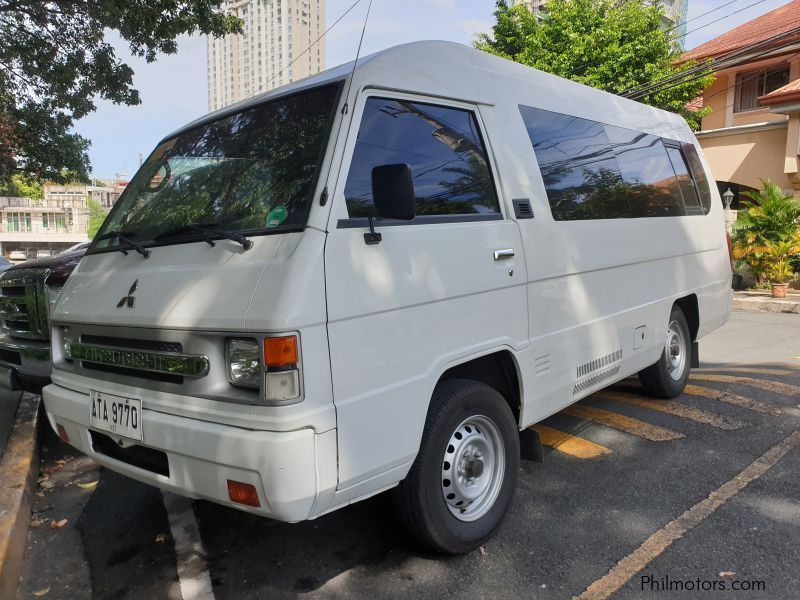 Mitsubishi L300 Exceed Versa Van in Philippines