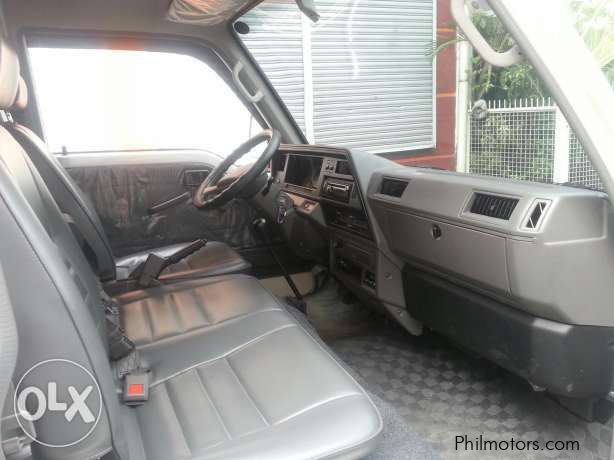 Nissan Urvan VX 2.7  in Philippines