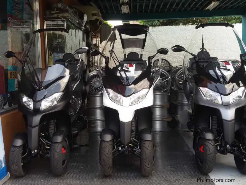 Other ADIVA AD3 300 Motorcycle Scooter in Philippines