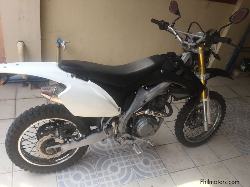 Rusi enduro 150 price discount