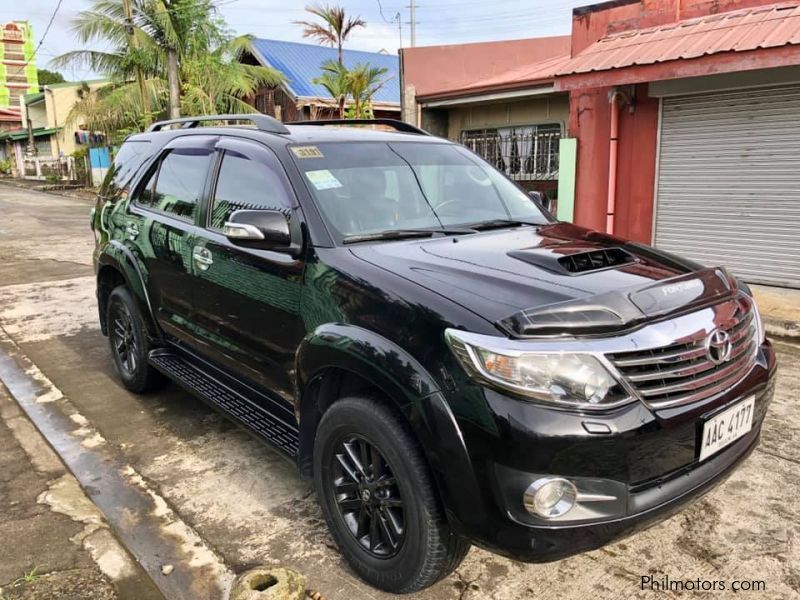 Toyota Fortuner V Automatic Lucena City in Philippines