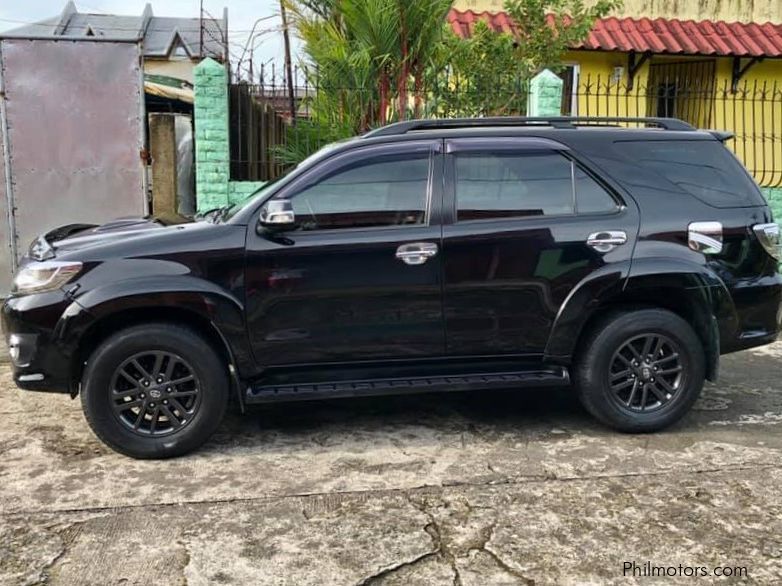 Toyota Fortuner V Automatic Lucena City in Philippines