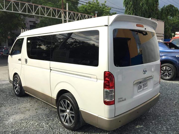 Toyota HiAce Super Grandia in Philippines