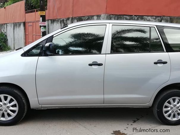 Toyota INNOVA E in Philippines