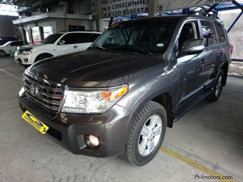 Toyota Land Cruiser in Philippines