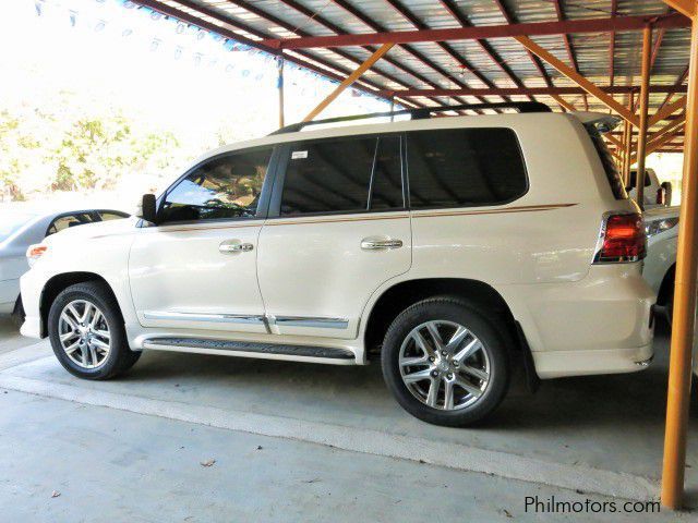 Toyota Land Cruiser in Philippines