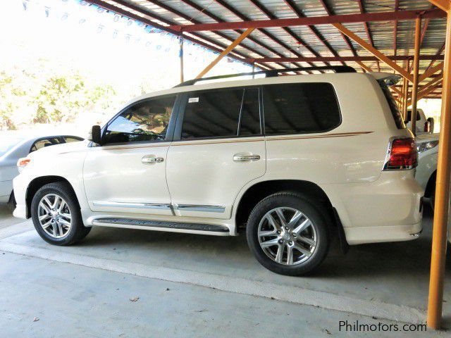 Toyota Land Cruiser in Philippines