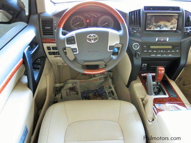 Toyota Land Cruiser in Philippines