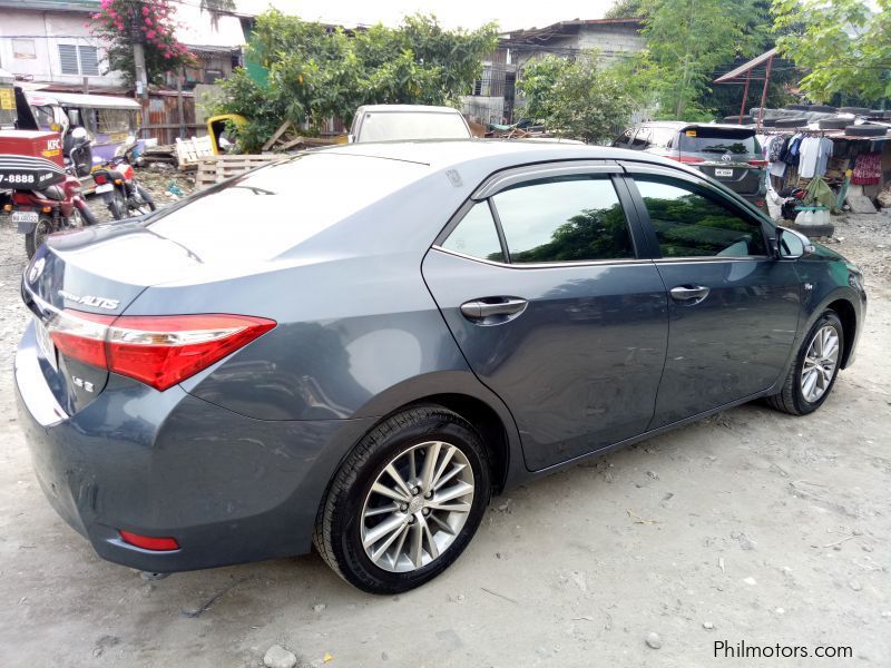 Toyota Toyota Altis 1.6 G manual gas 2015 in Philippines