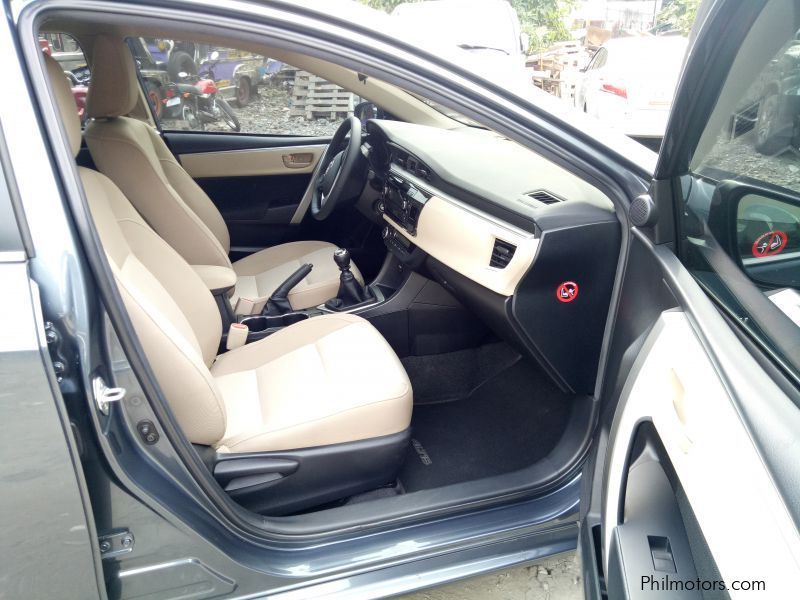 Toyota Toyota Altis 1.6 G manual gas 2015 in Philippines