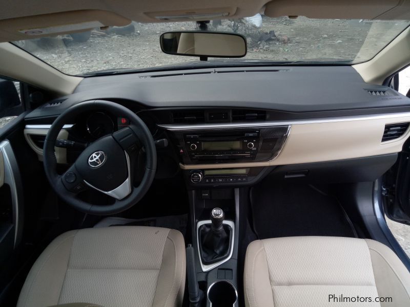 Toyota Toyota Altis 1.6 G manual gas 2015 in Philippines