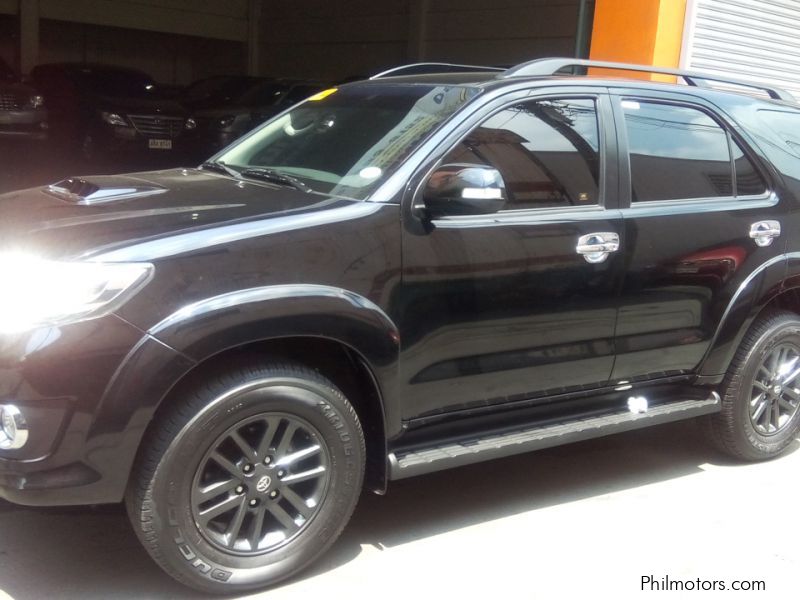 Toyota Toyota Fortuner 2.5 V 4x2 automatic diesel 2015 in Philippines