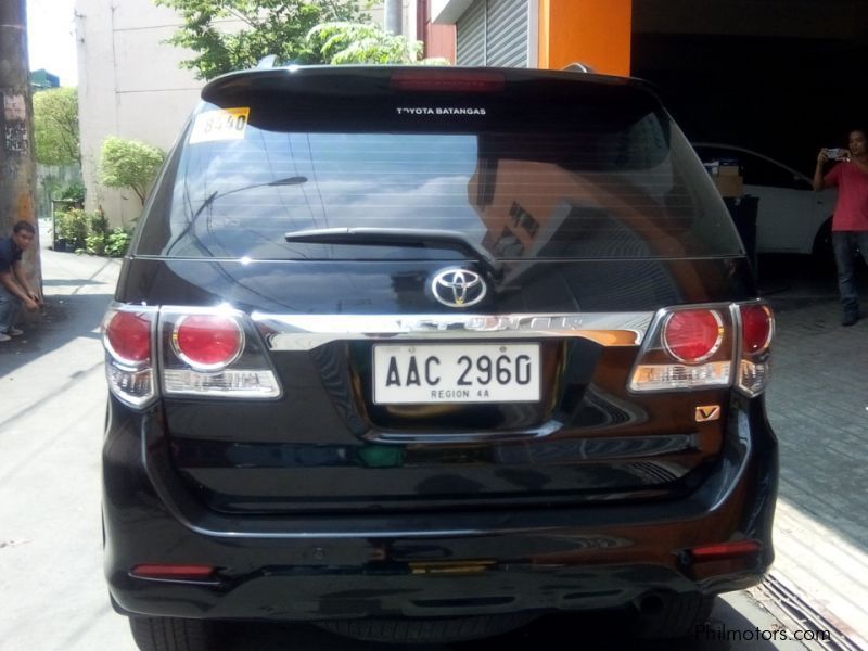 Toyota Toyota Fortuner 2.5 V 4x2 automatic diesel 2015 in Philippines