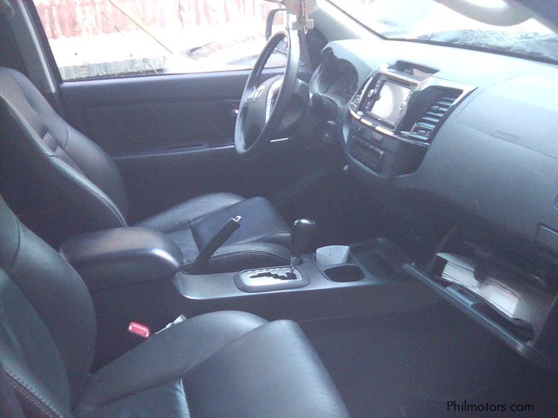 Toyota Toyota Fortuner 2.5 V 4x2 diesel automatic 2015 in Philippines
