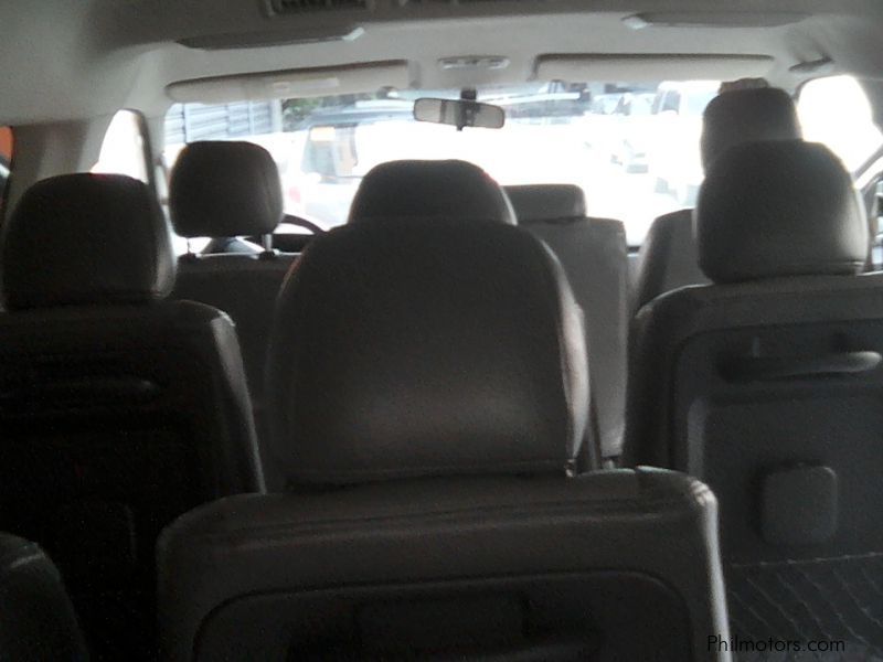 Toyota Toyota Hiace GL Grandia 2.5 automatic diesel 2015 in Philippines