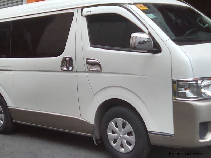 Toyota Toyota Hiace GL Grandia 2.5 automatic diesel 2015 in Philippines