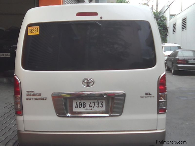 Toyota Toyota Hiace GL Grandia 2.5 automatic diesel 2015 in Philippines