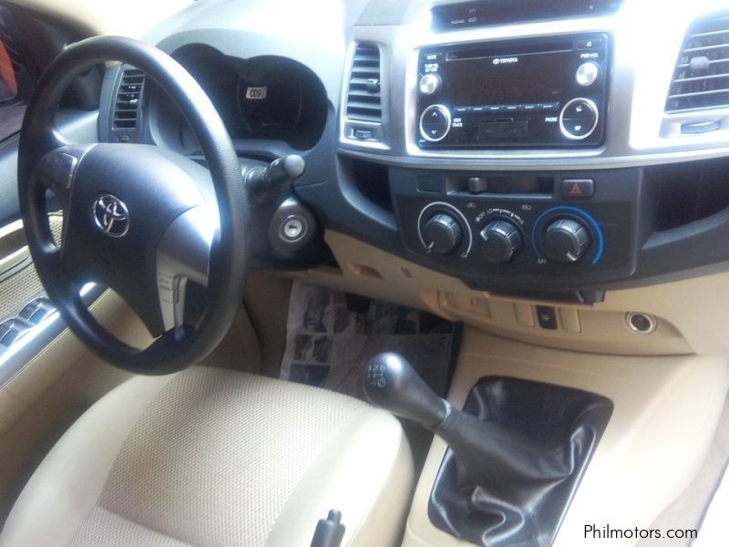 Toyota Toyota Hilux 2.5 G 4x2 manual diesel 2015 in Philippines