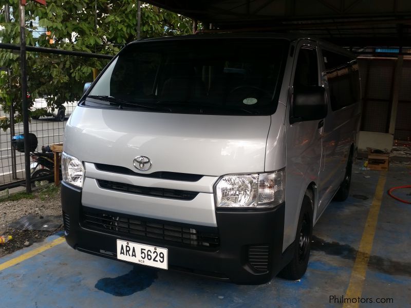 Toyota hi ace commuter in Philippines