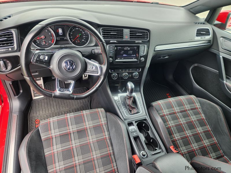 Volkswagen Golf GTi 2015 in Philippines