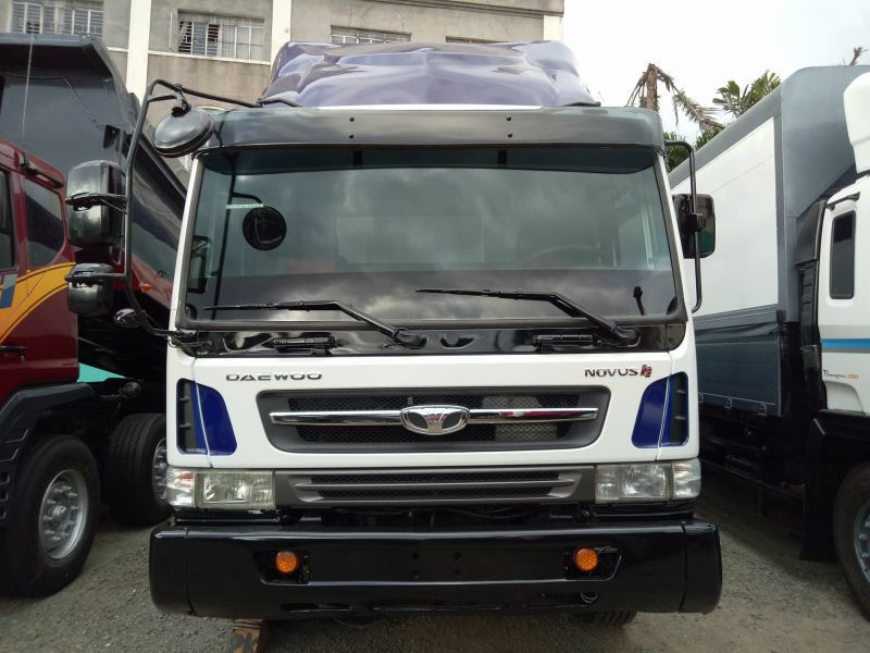 Daewoo Novus SE Wing Van Truck in Philippines