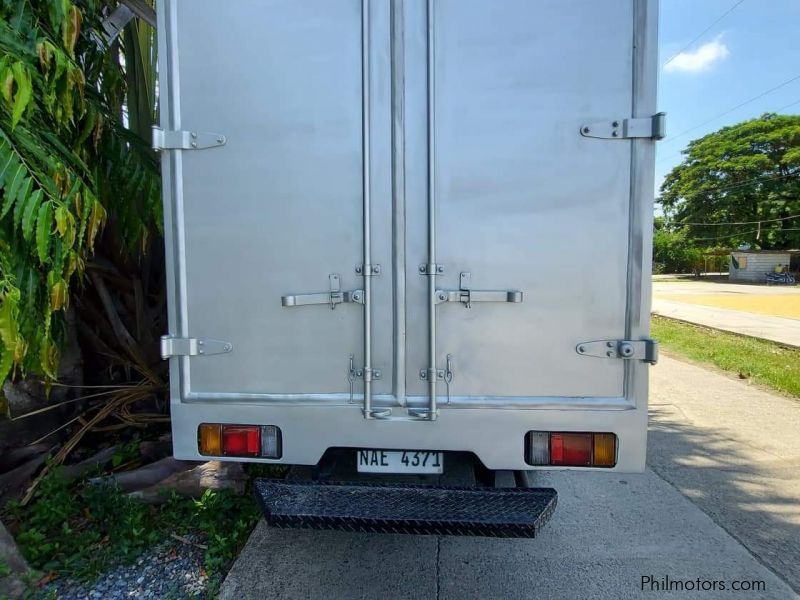 Isuzu 4HL1 Rebuilt Aluminum Closed Van in Philippines