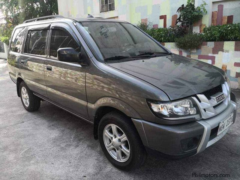 Isuzu Crosswind XT in Philippines