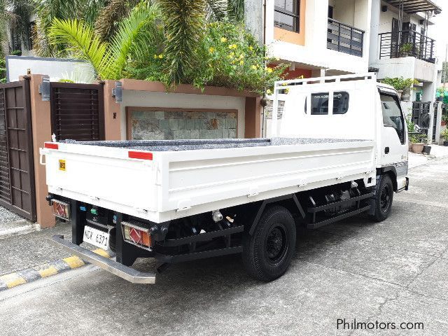 Isuzu Dropside in Philippines