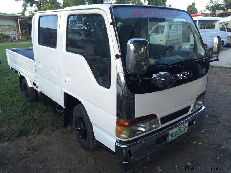 Isuzu ELF GIGA Double Cab 4JG2 in Philippines