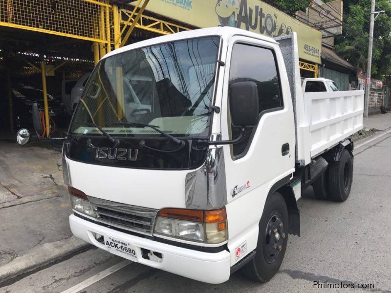 Isuzu Elf Mini Dump in Philippines