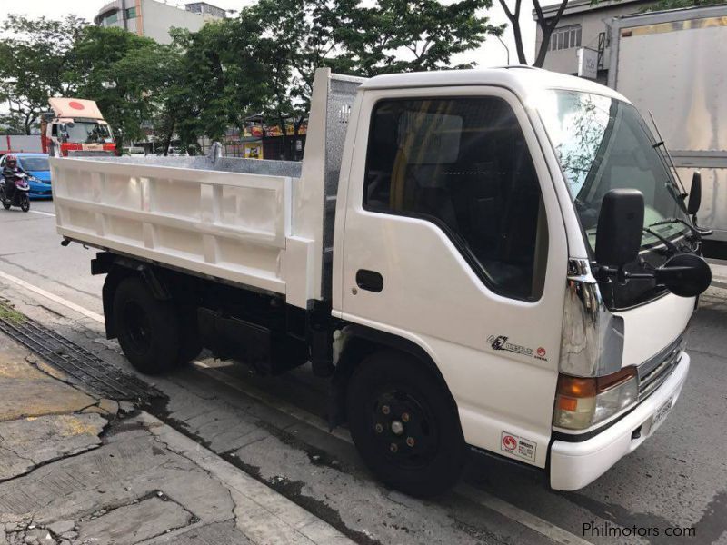 Isuzu Elf Mini Dump in Philippines