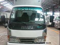 Isuzu N Series 4x2 6 wheeler Aluminum Closed Van 10 footer Truck in Philippines