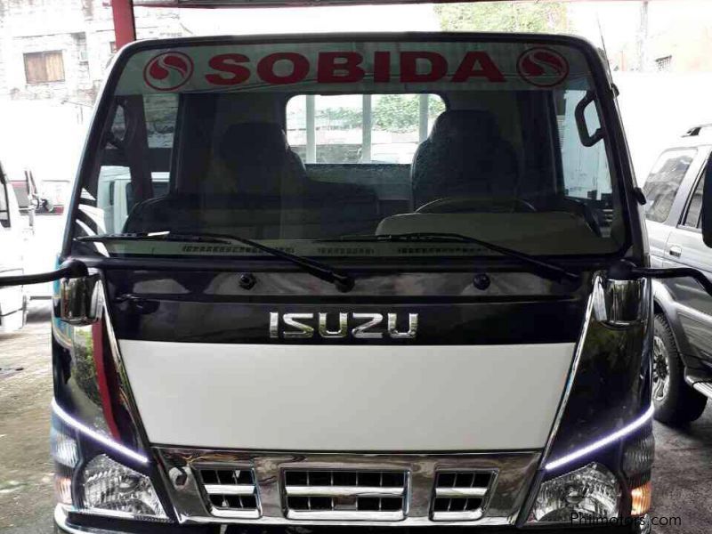 Isuzu elf drop side in Philippines