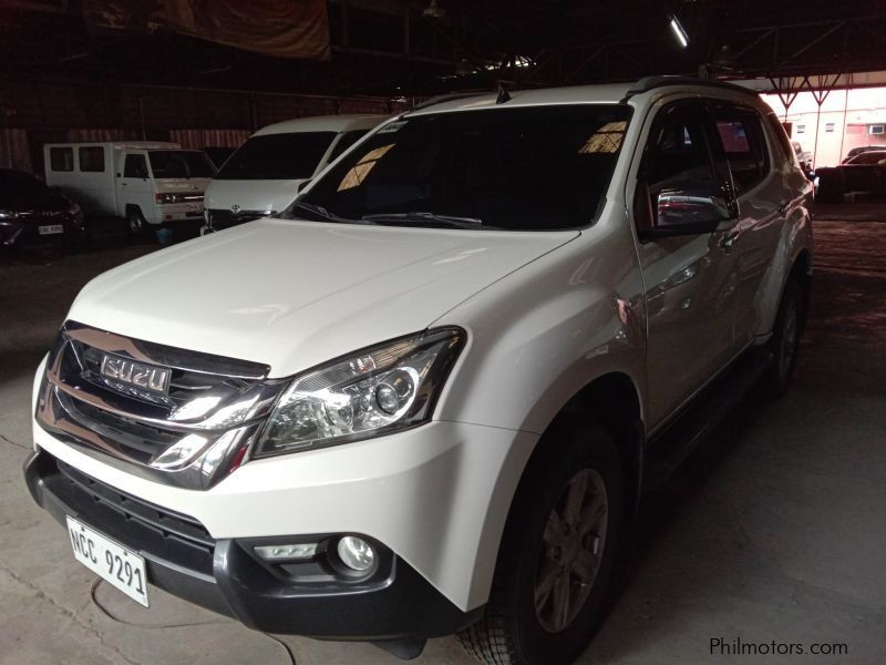 Isuzu muX in Philippines