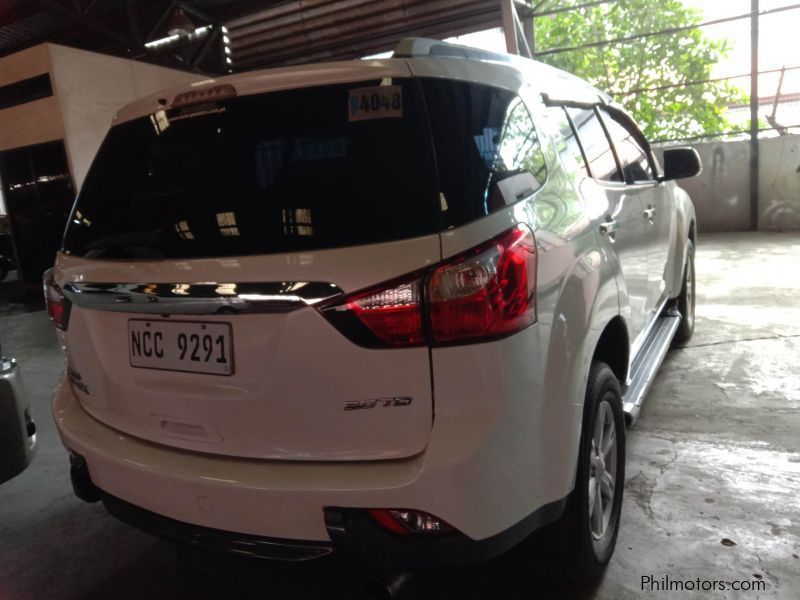 Isuzu muX in Philippines