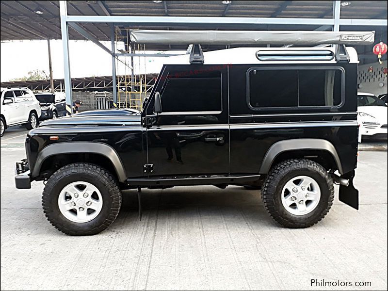 Land Rover defender in Philippines