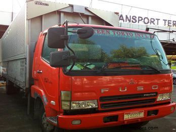 Mitsubishi FUSO FIGHTER WING VAN in Philippines