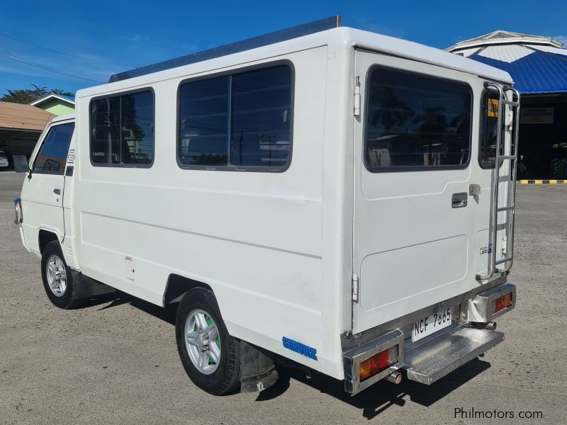 Mitsubishi Mitsubishi L300 FB Van Lucena City in Philippines