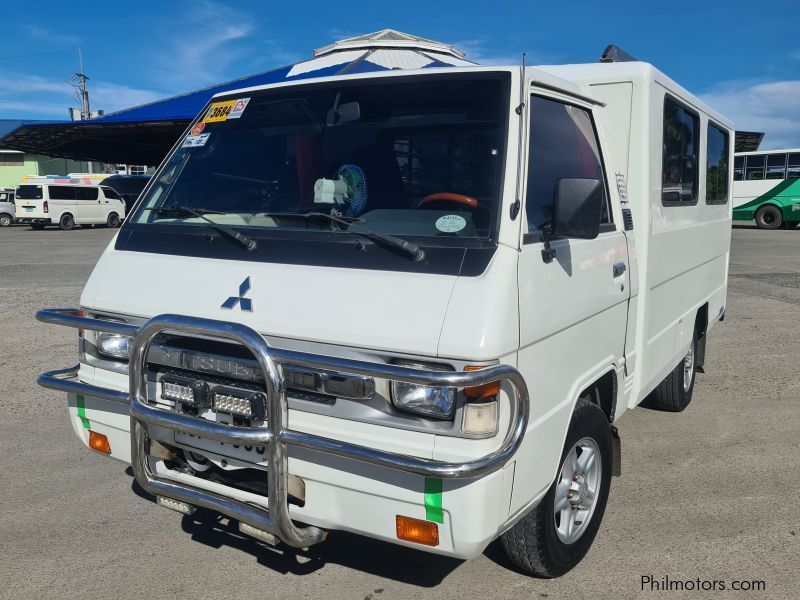 Mitsubishi Mitsubishi L300 FB Van Lucena City in Philippines