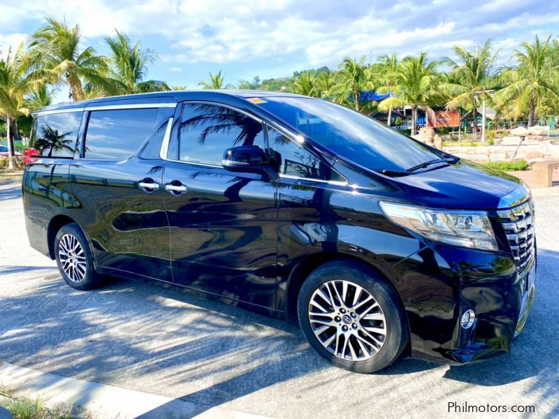 Toyota Alphard 3.5 V6 in Philippines