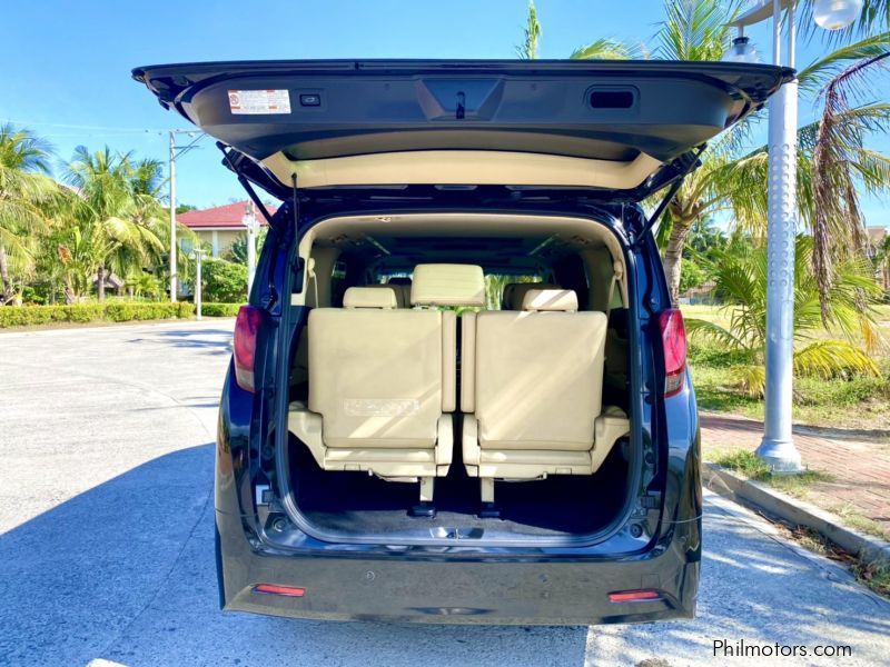 Toyota Alphard 3.5 V6 in Philippines