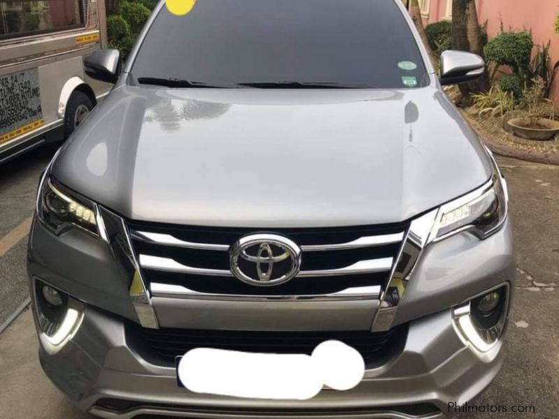 Toyota FORTUNER V in Philippines