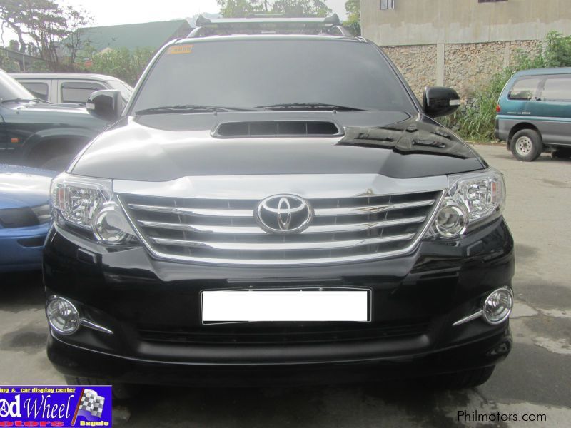 Toyota Fortuner V  in Philippines
