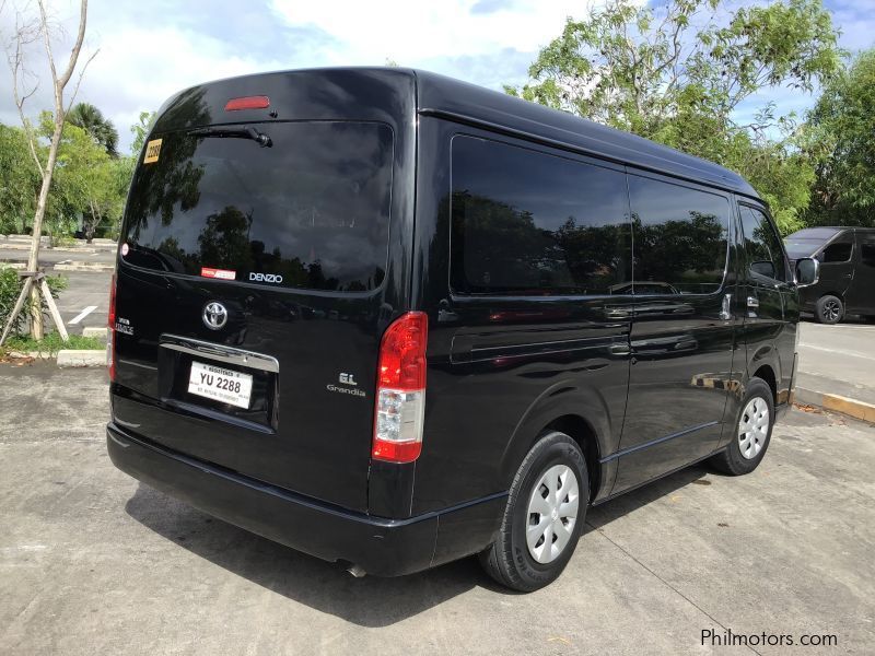 Toyota Hiace GL Grandia Van 26 TKm only Lucena City in Philippines