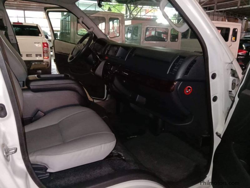 Toyota Hiace Super Grandia in Philippines