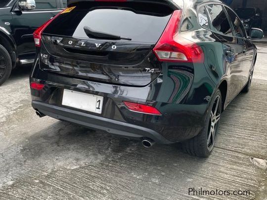 Volvo V40 T4 in Philippines