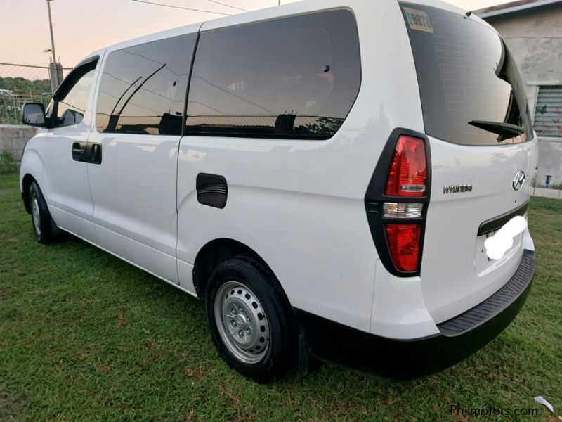 Hyundai Grand Starex in Philippines