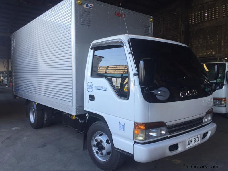 Isuzu 14ft NPR Closed Van in Philippines