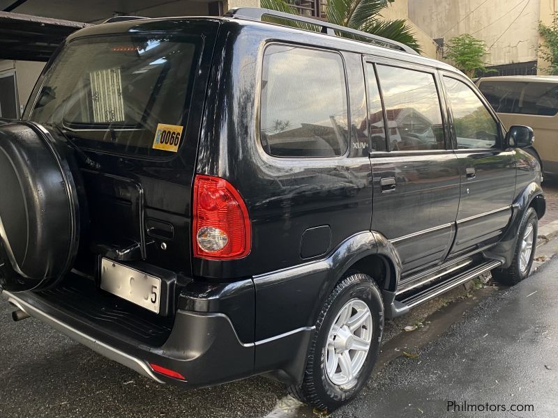 Isuzu Crosswind xuv in Philippines