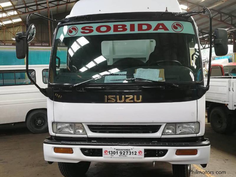 Isuzu Elf in Philippines